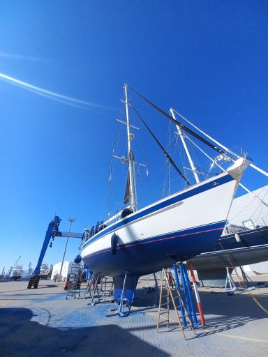 Antifouling and anodes in the yard